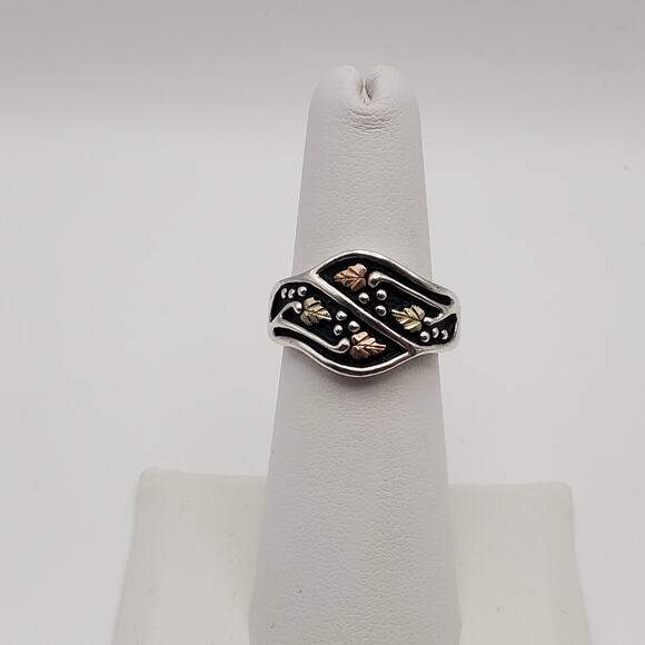 Black Hills Gold Sterling Silver 12K Grape Leaves Floral Band Ring - Picture 1 of 12